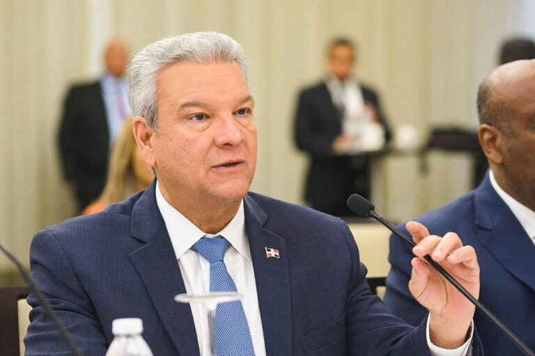 Lisandro Macarrulla revela el secreto del crecimiento económico dominicano