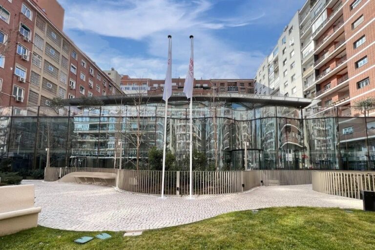 La UCJC e ID Digital School lanzan el primer máster oficial en People Analytics de España