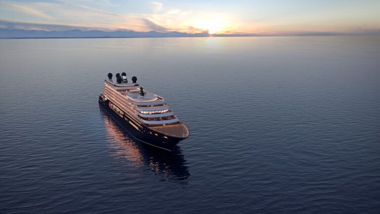Dos nuevos superyates para The Ritz-Carlton Yacht Collection