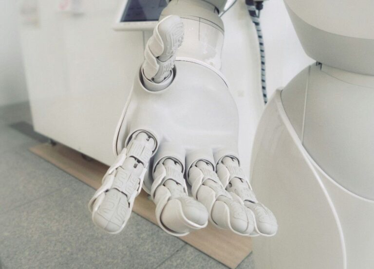 La Inteligencia Artificial al servicio del sector biomédico y de la plantilla, por Quinton Labs