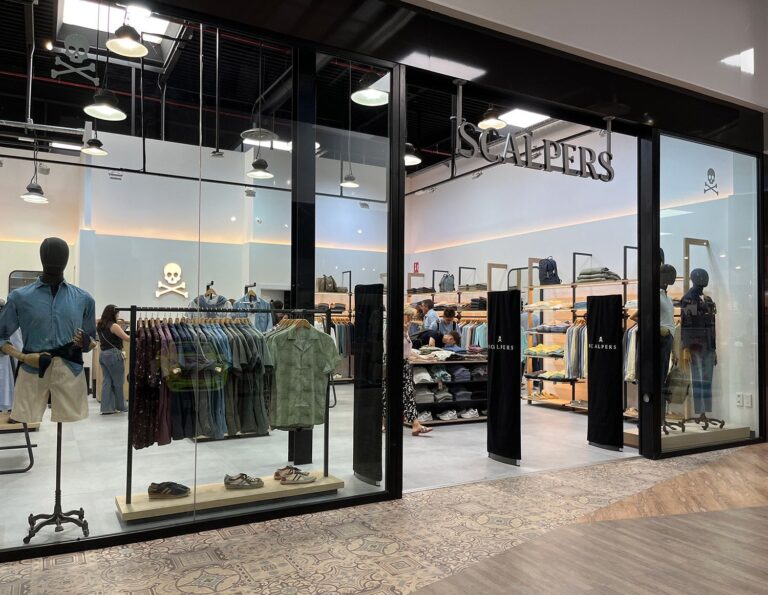 The Outlet Stores Alicante inaugura su nueva tienda Scalpers Outlet