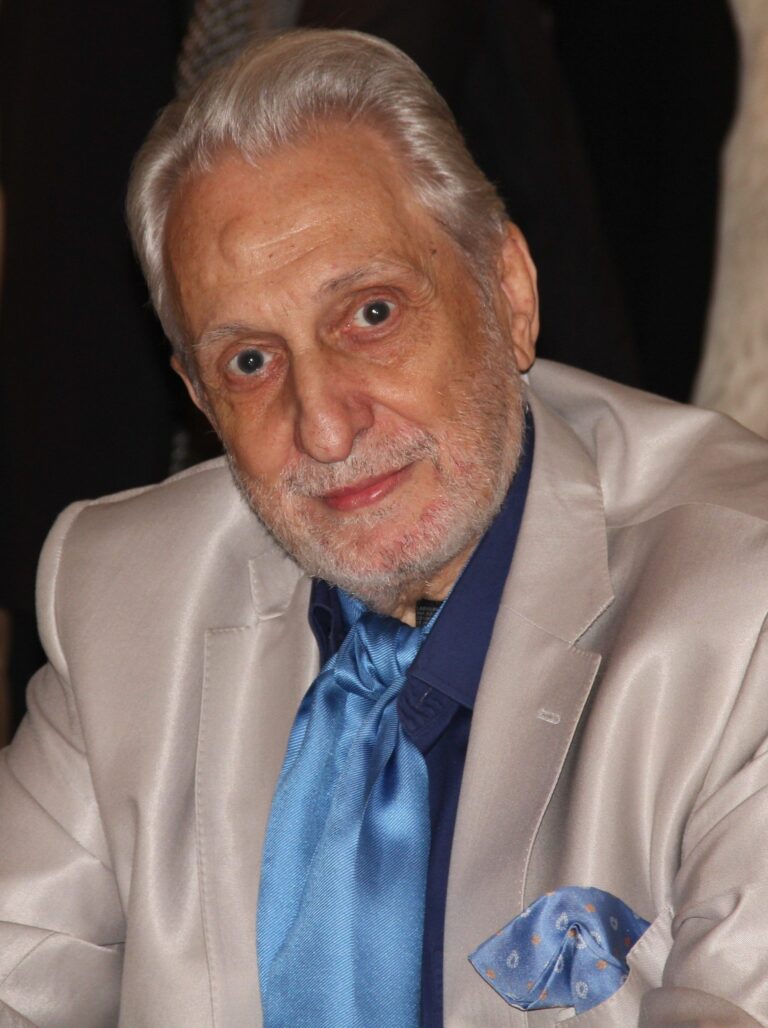 Fallece a los 84 años el reconocido psicoanalista Miguel Óscar Menassa, fundador de Grupo Cero