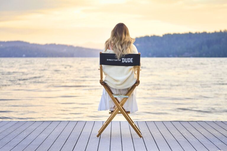HEYDUDE presenta a Sydney Sweeney como su nueva Brand Ambassador Mundial