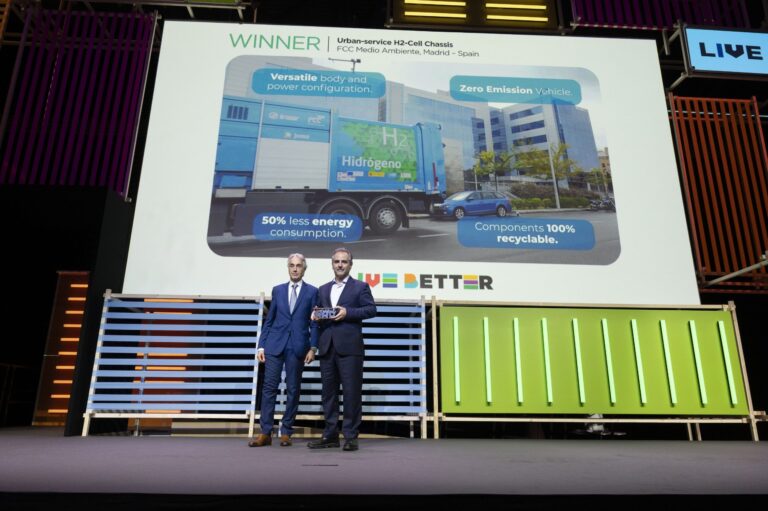FCC Medio Ambiente gana con su camión de hidrógeno los World Smart City Awards