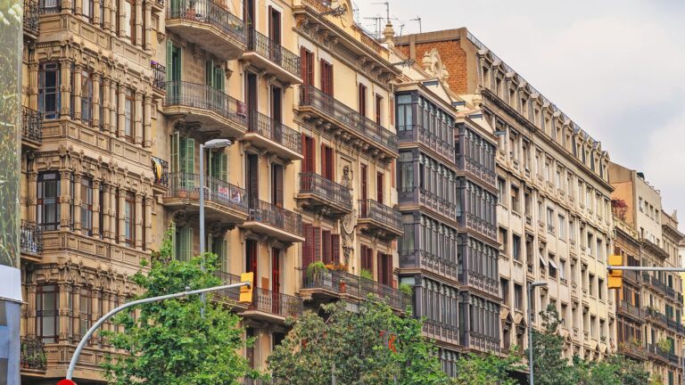 Los casos de okupación de inmuebles en España repuntan en 2024, según Interior