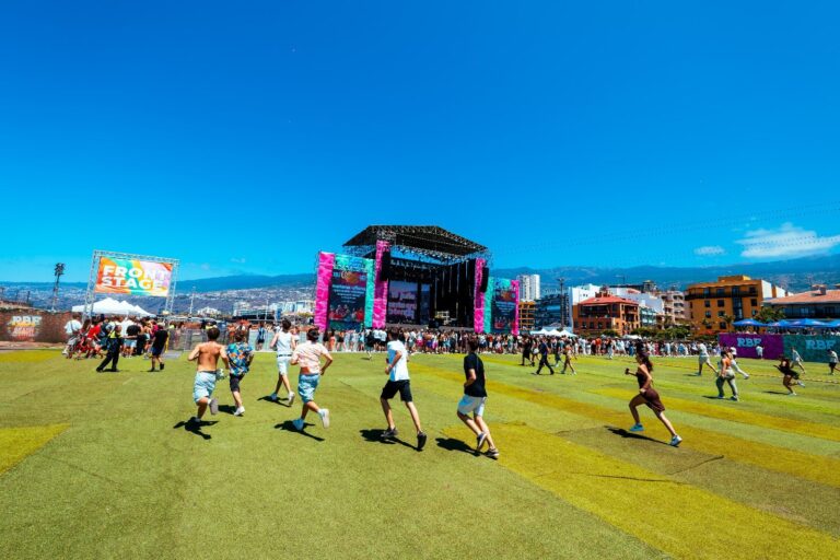 Reggaeton Beach Festival vibra de nuevo con la 3ª edición en el Puerto de la Cruz