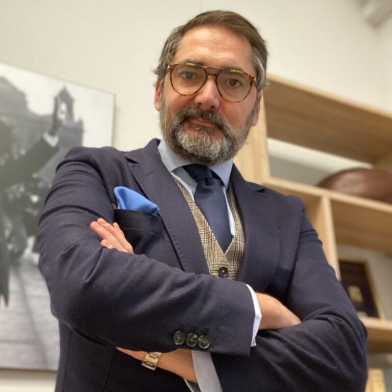 ¿Se debería pagar a los empleados que denuncian irregularidades de sus empresas?
