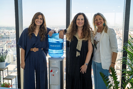 El 83% de los españoles afirma que disponer de agua cómoda en casa anima a hidratarse más