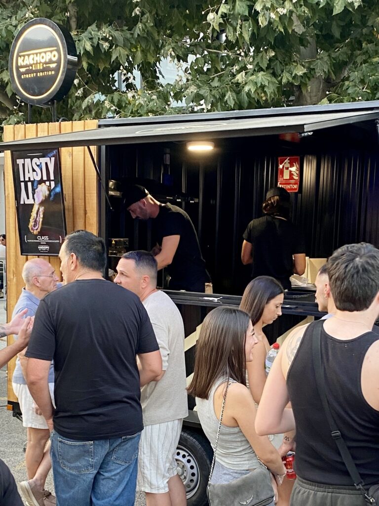 Kachopo King presenta en Lanzadera su Foodtruck franquiciable con 500 cachopos vendidos en su estreno