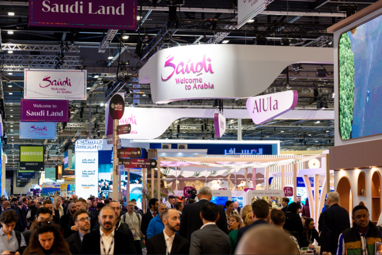El turismo saudí cautiva al público y refuerza las alianzas globales en la WTM 2025