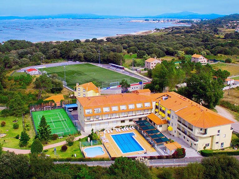 Apartamentos 3000 adquiere un hotel en O Grove y creará puestos de trabajo para 15 familias pontevedresas