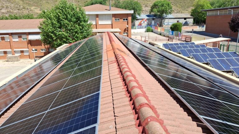 España puede desbloquear el acceso masivo a comunidades energéticas esta semana