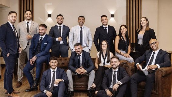 Hogares Group une la venta de la vivienda y el apoyo al fútbol de los hijos en una iniciativa pionera