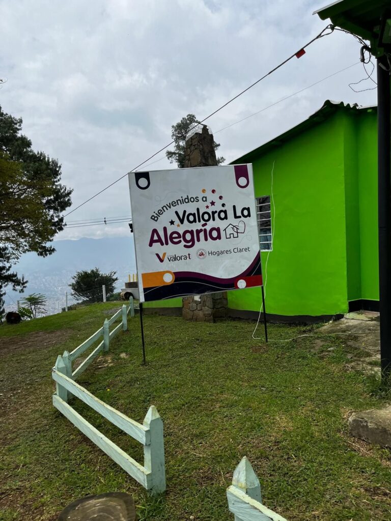 Albert Ollé y Valora·t acompañan a Álvaro Antonio Pozo en su camino hacia la libertad desde El Pedregal