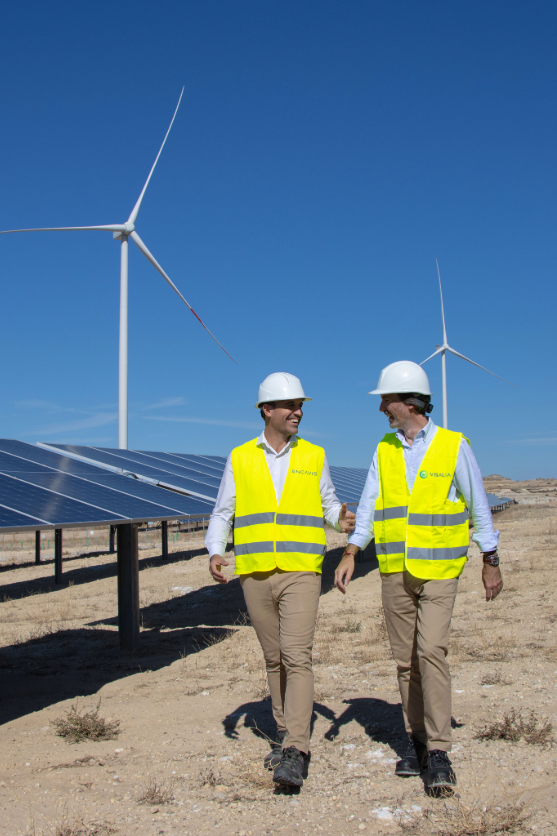 Encavis firma con Visalia su primer PPA híbrido de energía solar y eólica en España